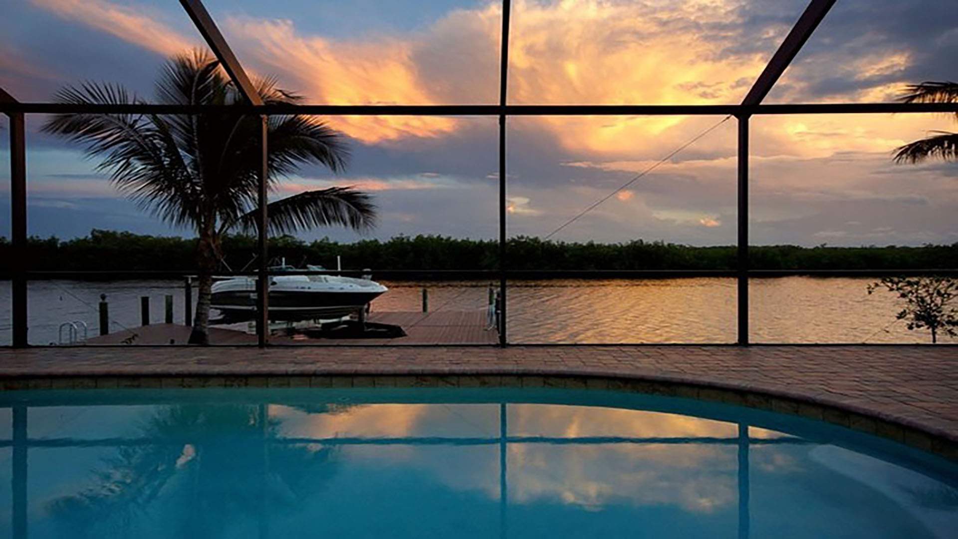 Sea Ray 240 Sundeck Deckboat boat rental in Cape Coral
