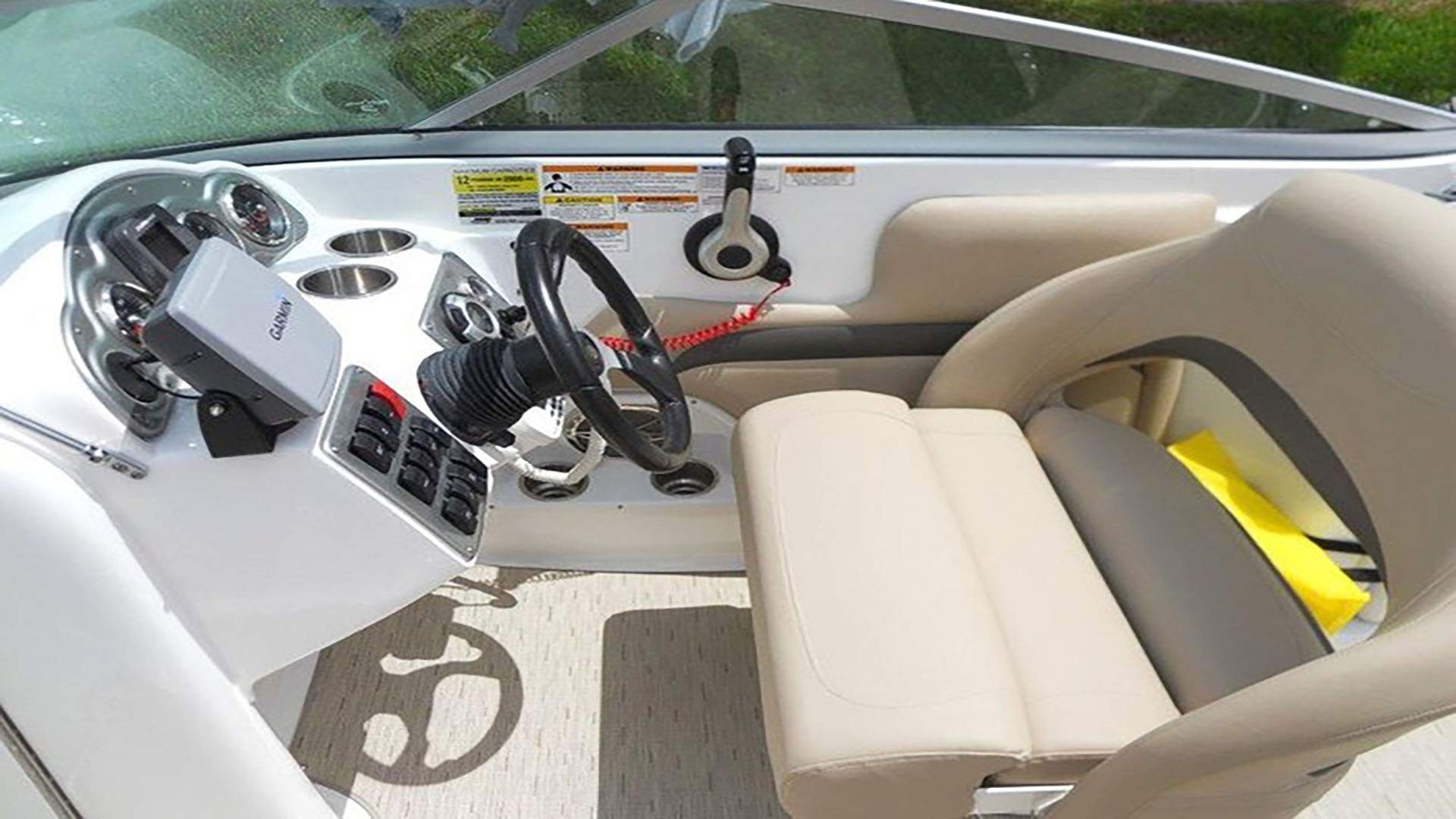 Hurricane Sundeck 2400 Deck Boat boat rental in Cape Coral