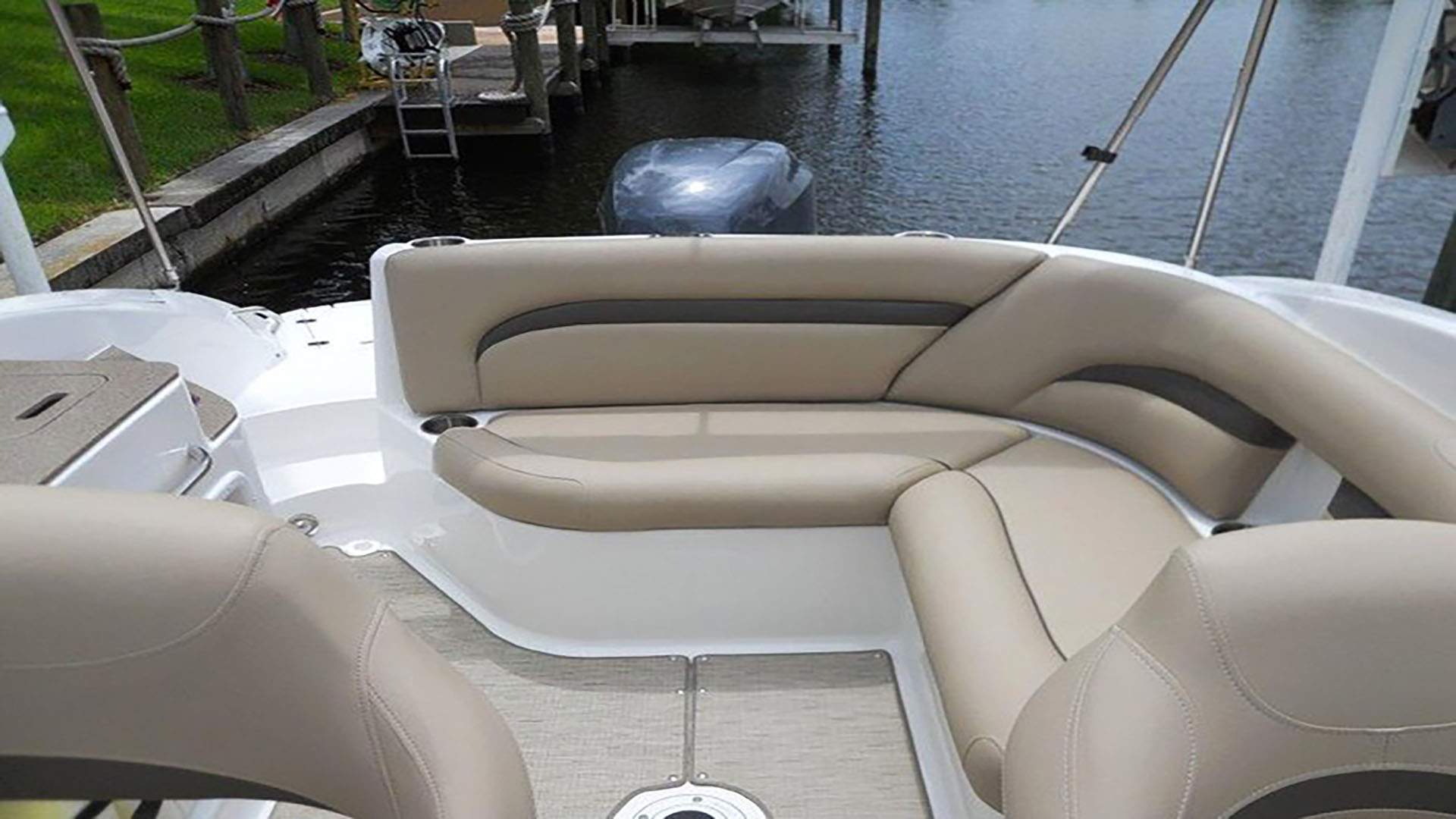 Hurricane Sundeck 2400 Deck Boat boat rental in Cape Coral
