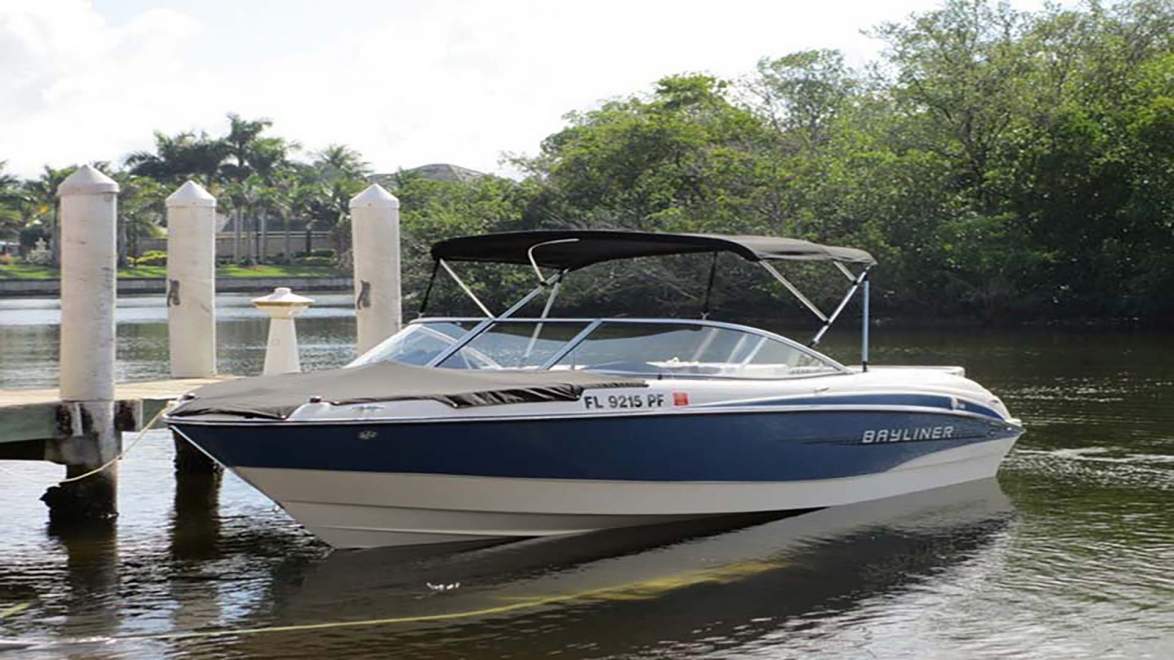 Bayliner 235 Bowrider