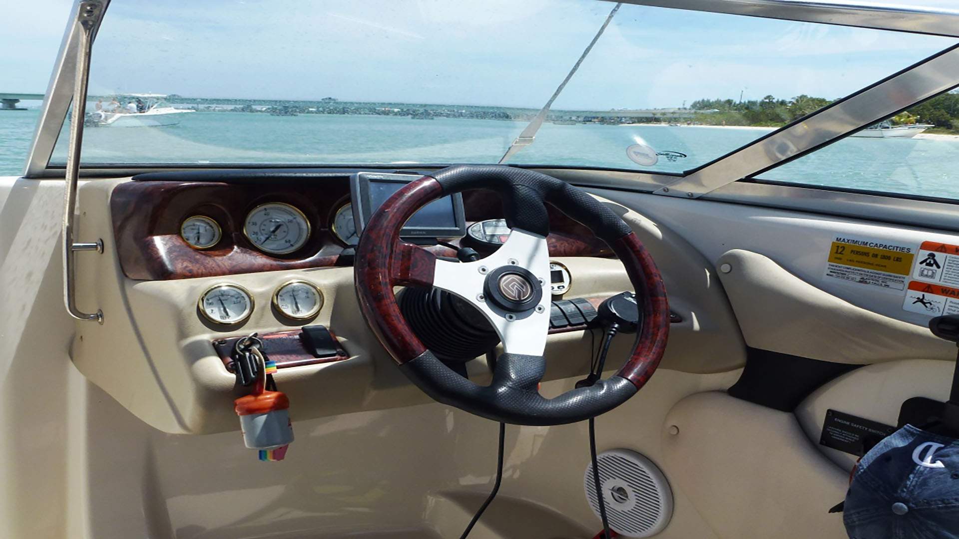 Glastron GX 255 Bowrider boat rental in Cape Coral