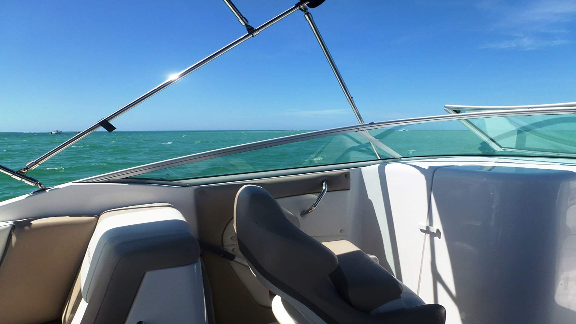 Hurricane Sundeck 2690 Deck Boat boat rental in Cape Coral