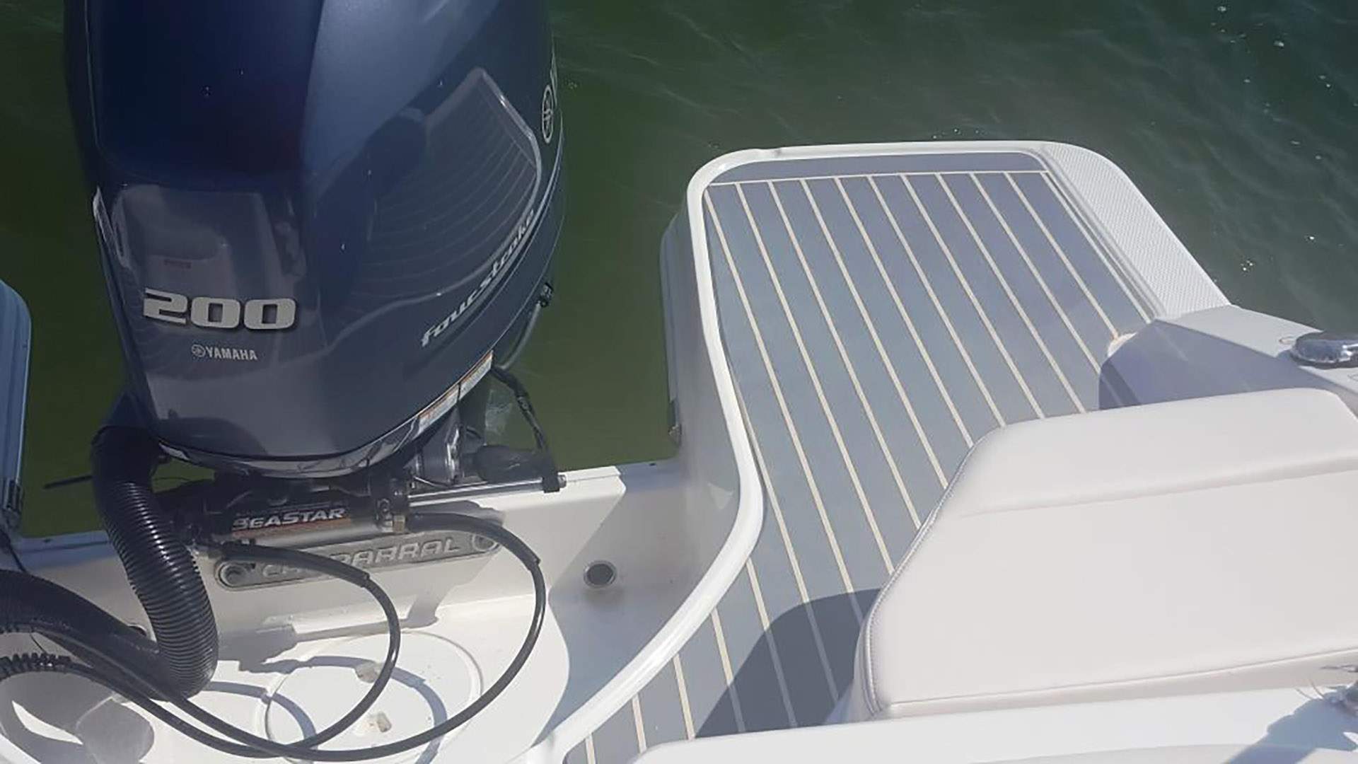 Chaparral Suncoast OB 24 Bowrider boat rental in Cape Coral