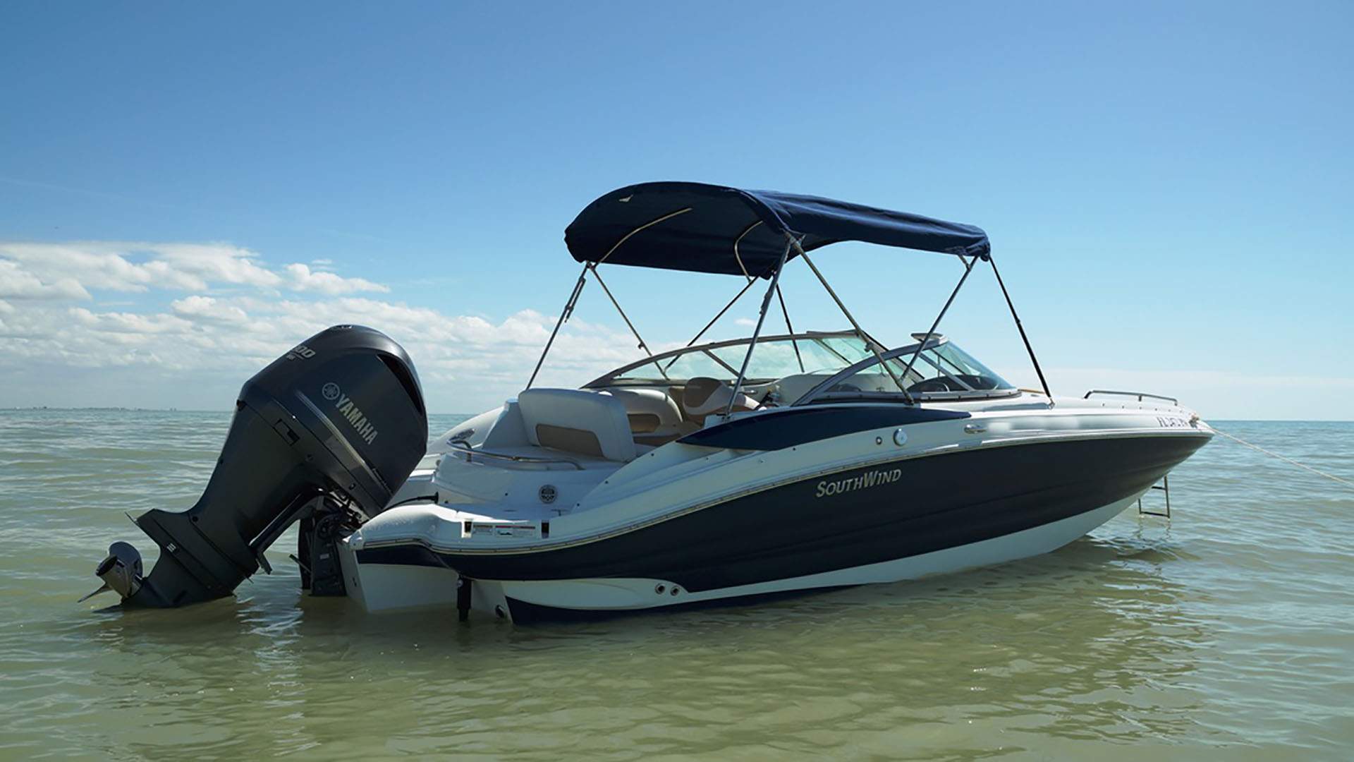 Southwind 2400 Deckboat boat rental in Cape Coral