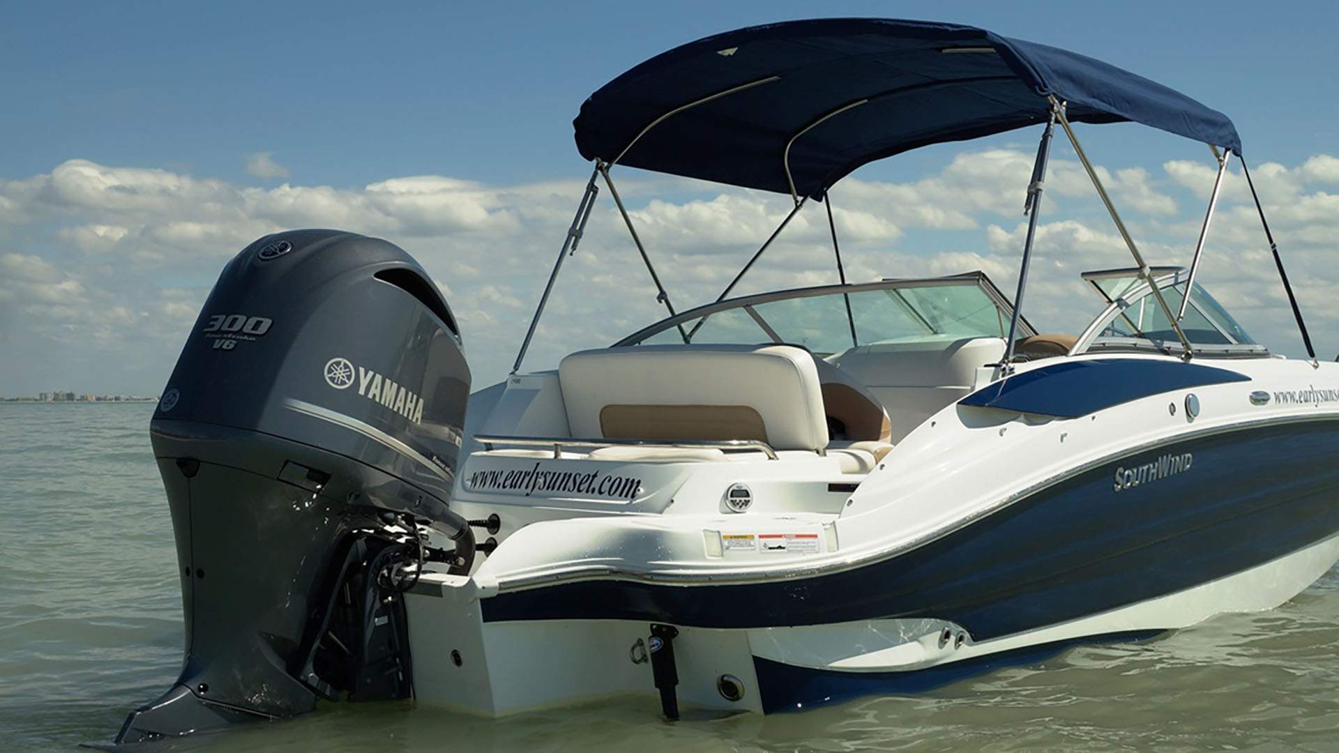 Southwind 2400 Deckboat boat rental in Cape Coral