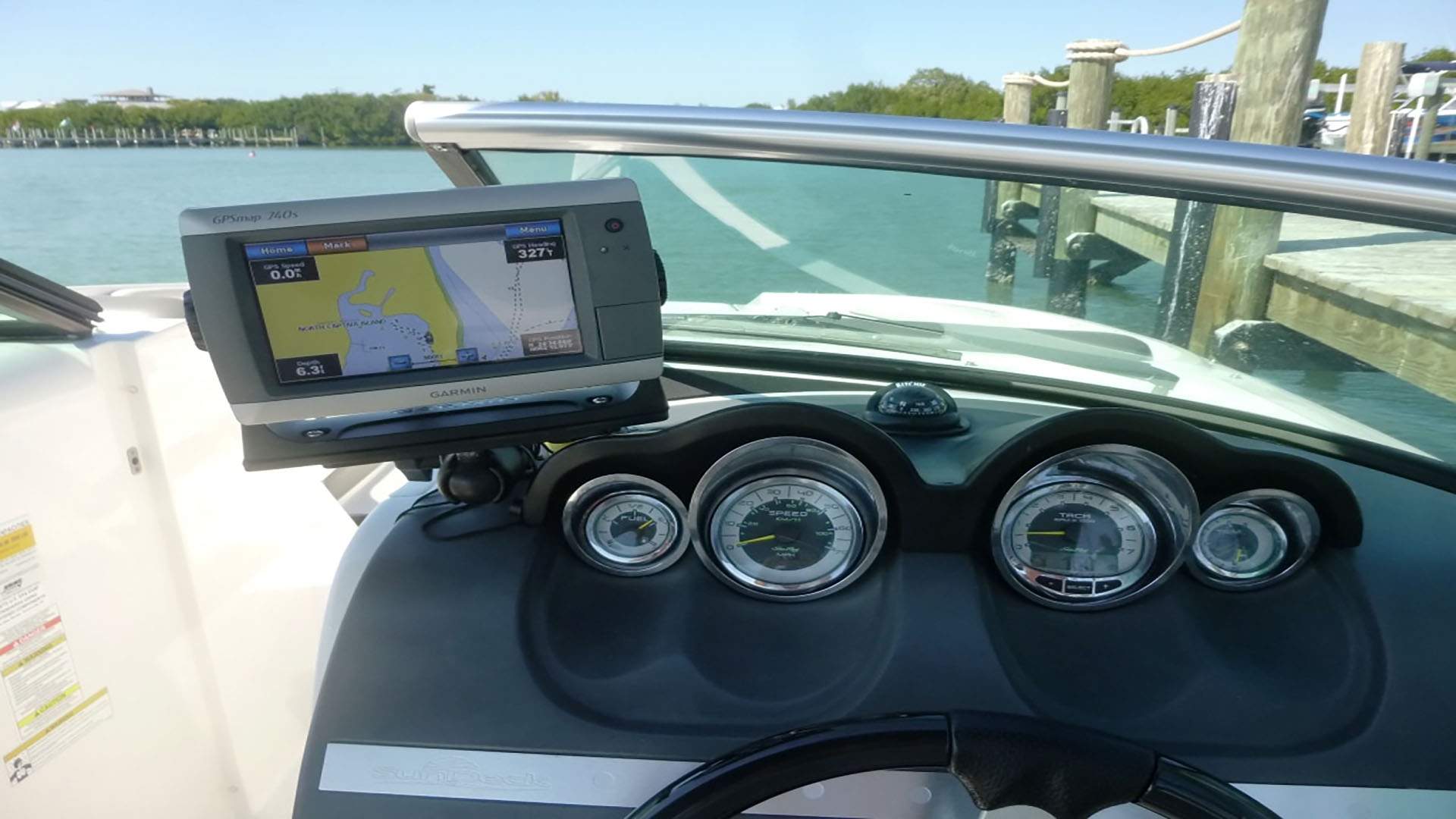 Sea Ray 2600 Sundeck Deckboat boat rental in Cape Coral