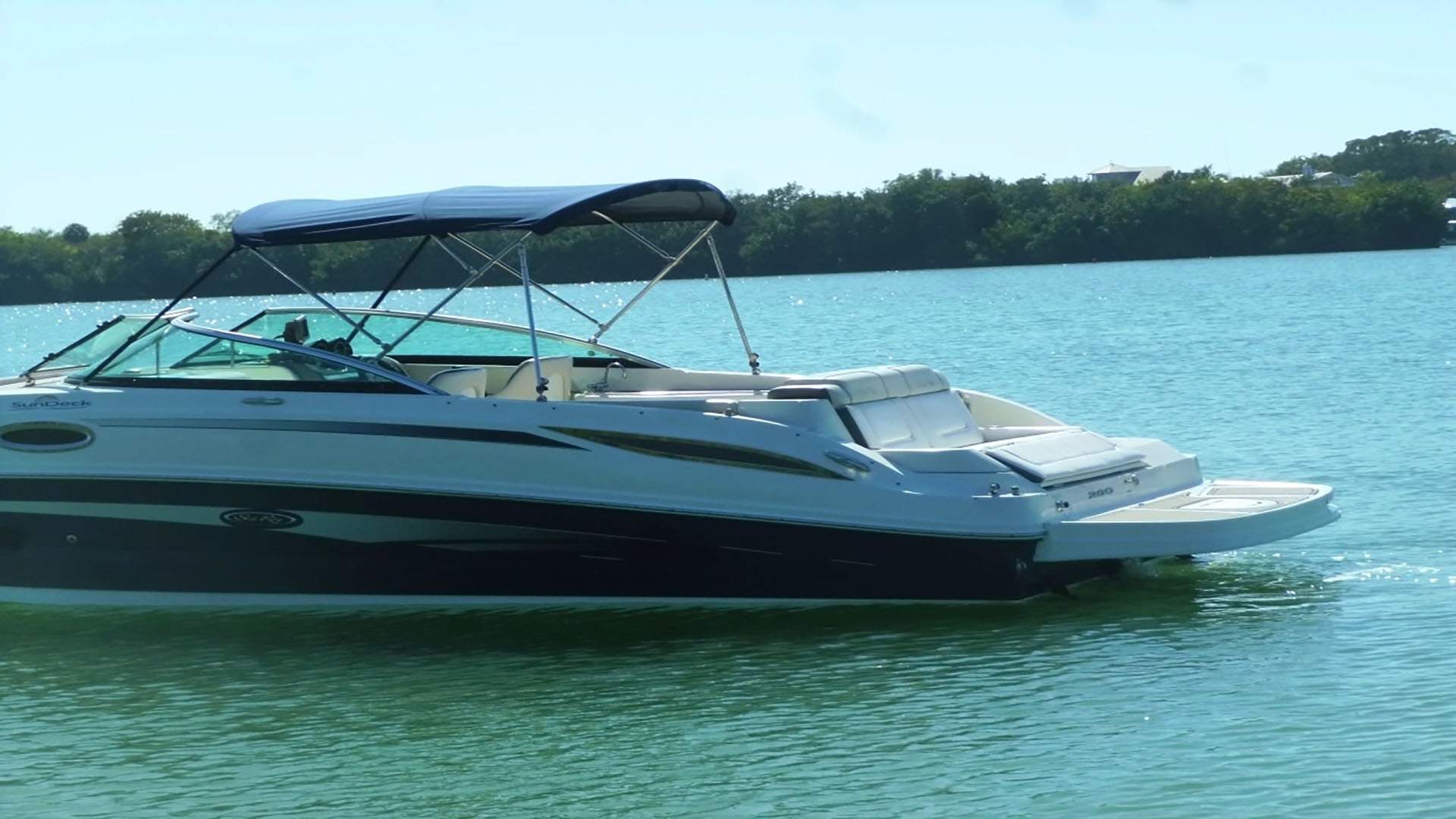 Sea Ray 2600 Sundeck Deckboat boat rental in Cape Coral