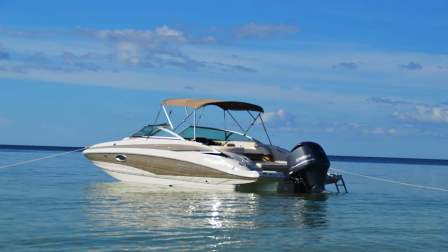 Crownline E4 XS Bowrider