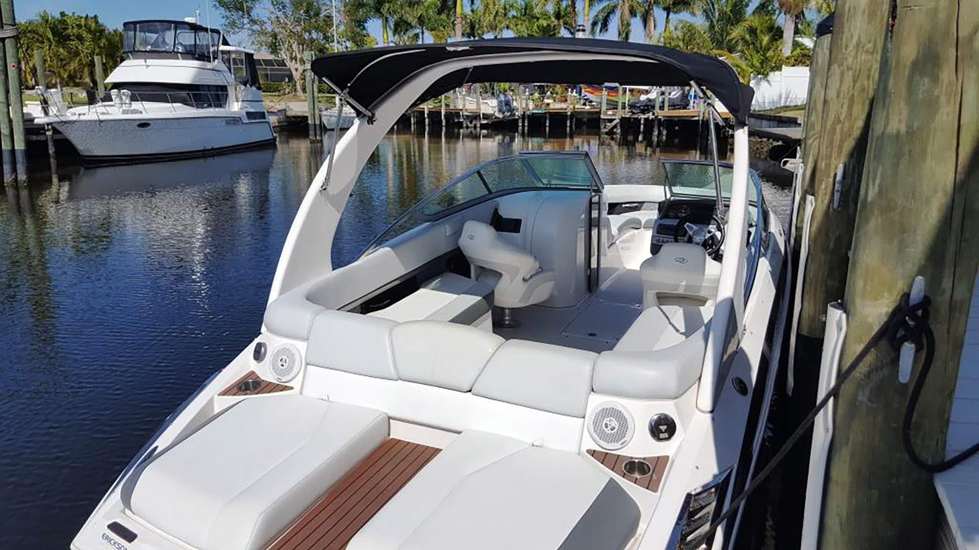 Regal 25 FasTrac Bowrider boat rental in Cape Coral