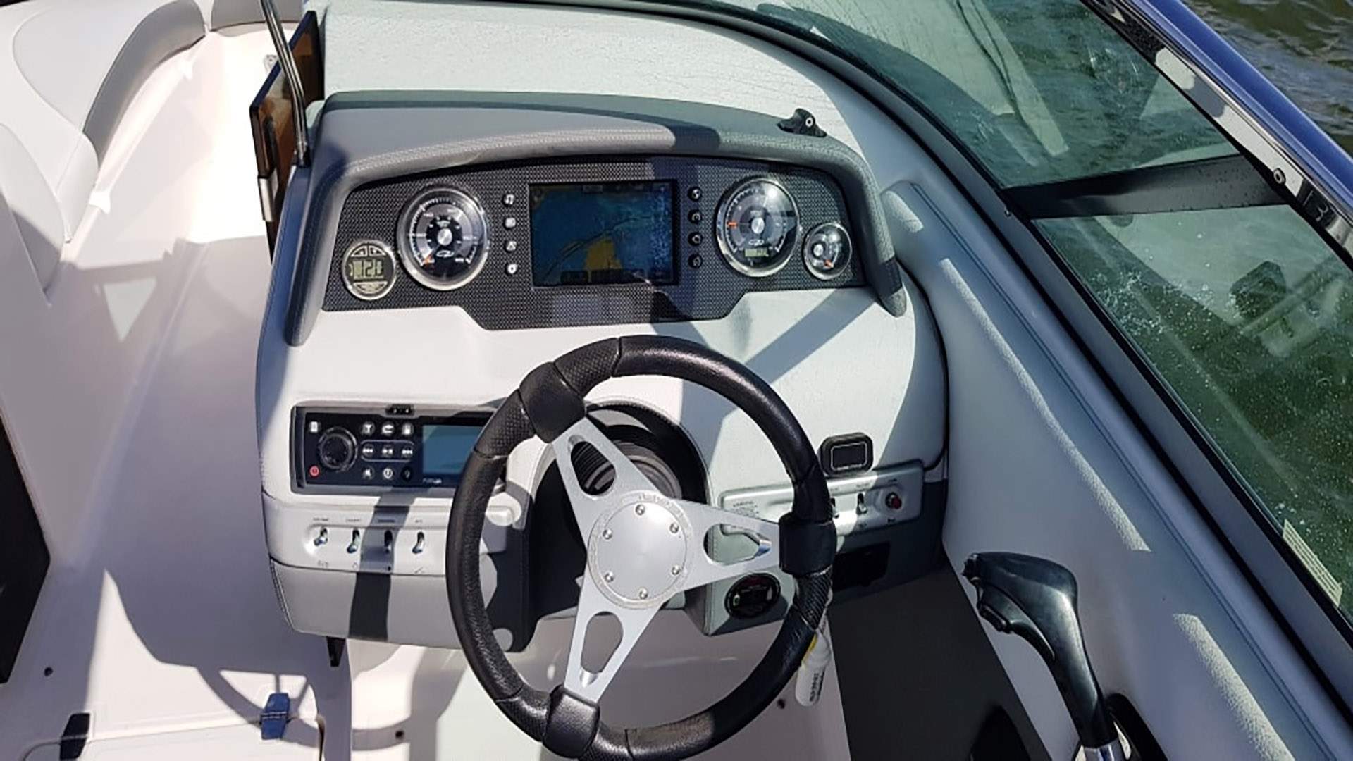 Regal 25 FasTrac Bowrider boat rental in Cape Coral