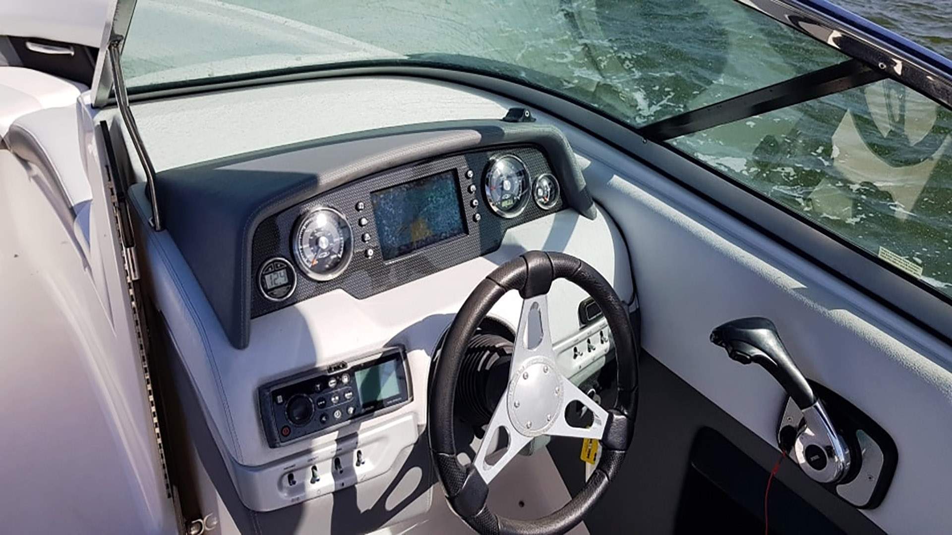 Regal 25 FasTrac Bowrider boat rental in Cape Coral
