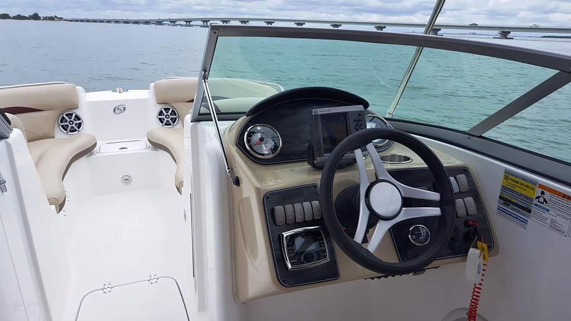 Hurricane Sundeck SD 220 Deck Boat boat rental in Cape Coral