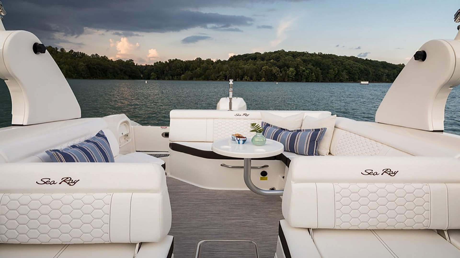 Sea Ray 270 SDX Deckboat boat rental in Cape Coral