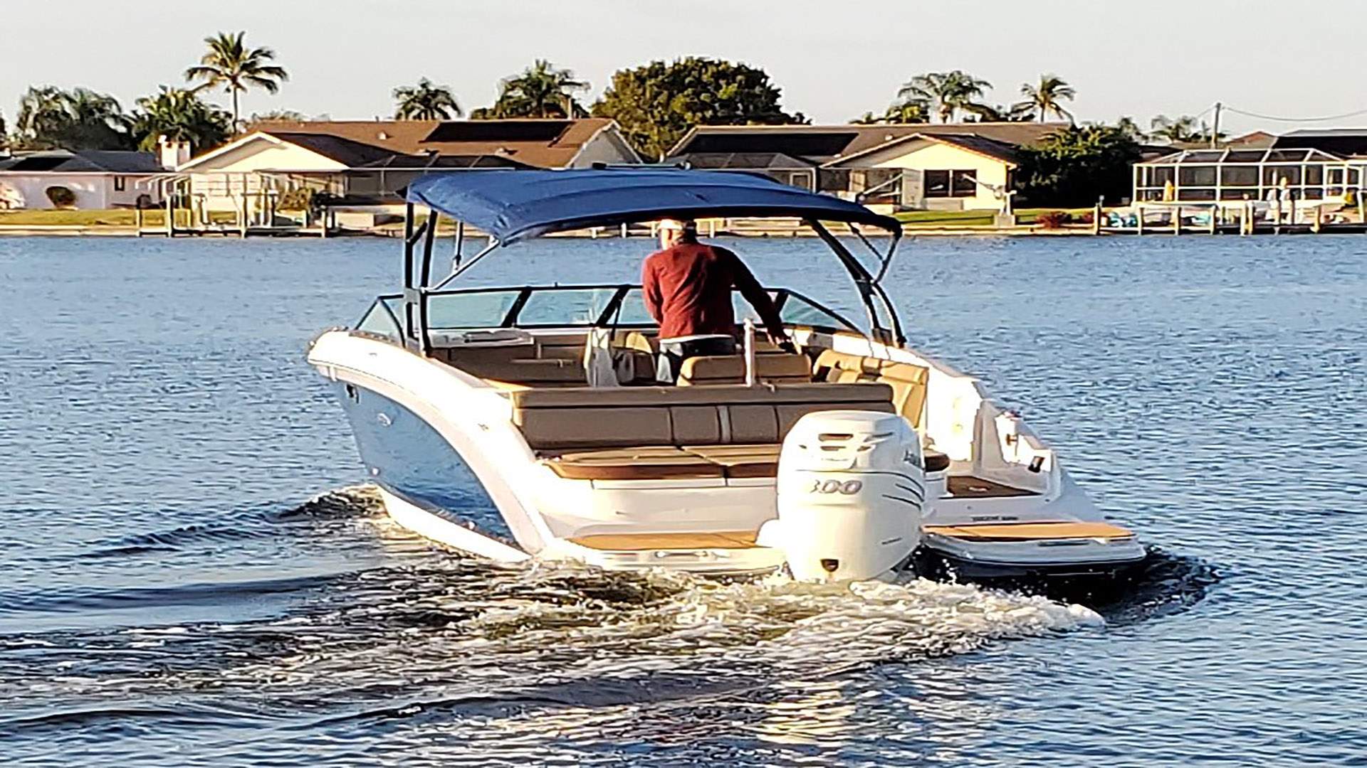 Sea Ray 270 SDX Deckboat boat rental in Cape Coral