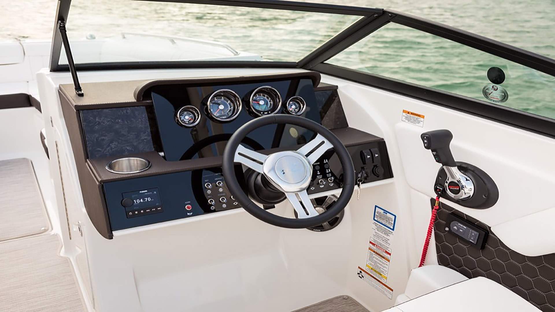 Sea Ray 270 SDX II Deck Boat boat rental in Cape Coral