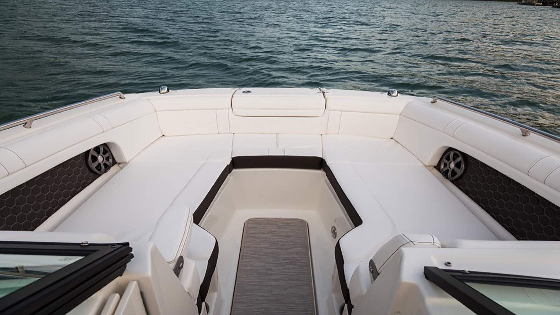 Sea Ray 270 SDX II Deck Boat boat rental in Cape Coral
