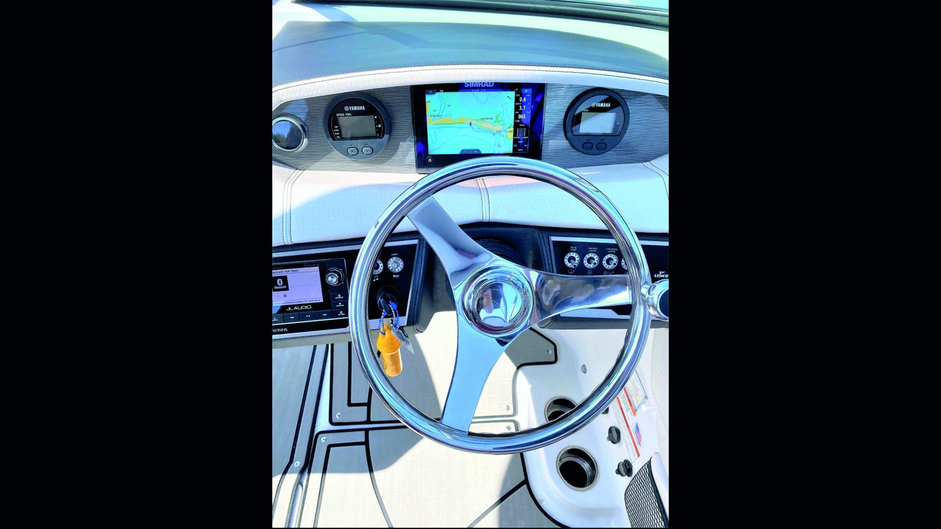 Four Winns HD 270 RS Bowrider boat rental in Cape Coral
