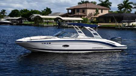 Chaparral Suncoast 250 Deck Boat