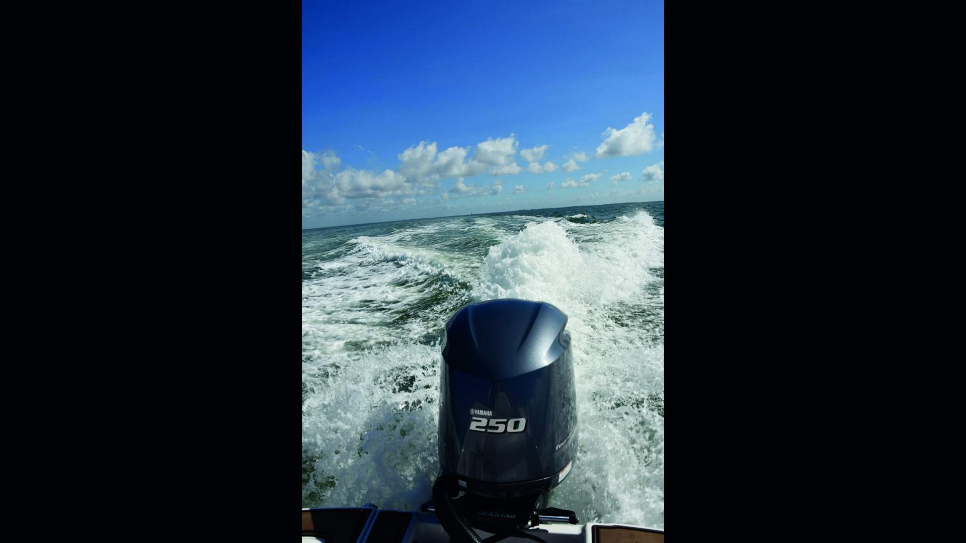 Four Winns HD 240 Bowrider boat rental in Cape Coral