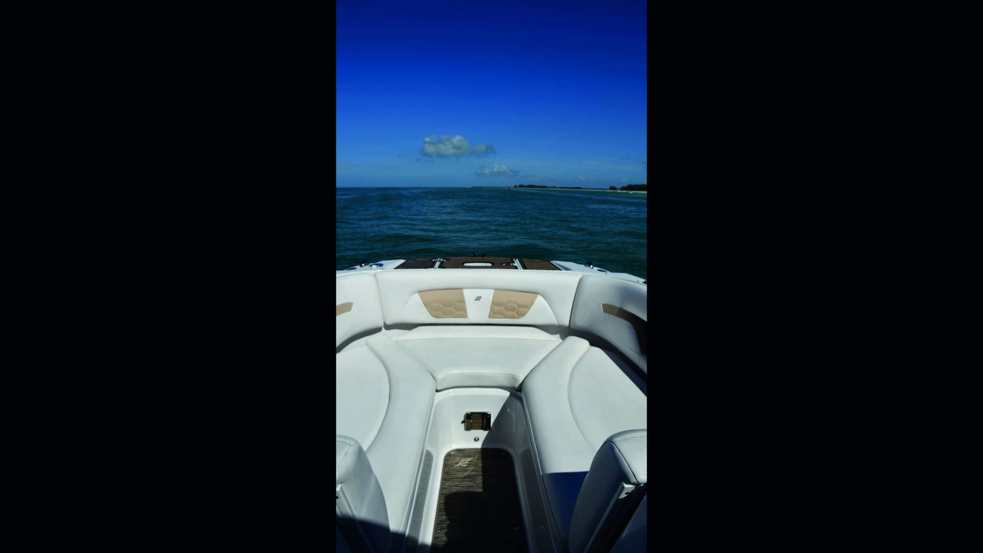 Four Winns HD 240 Bowrider boat rental in Cape Coral