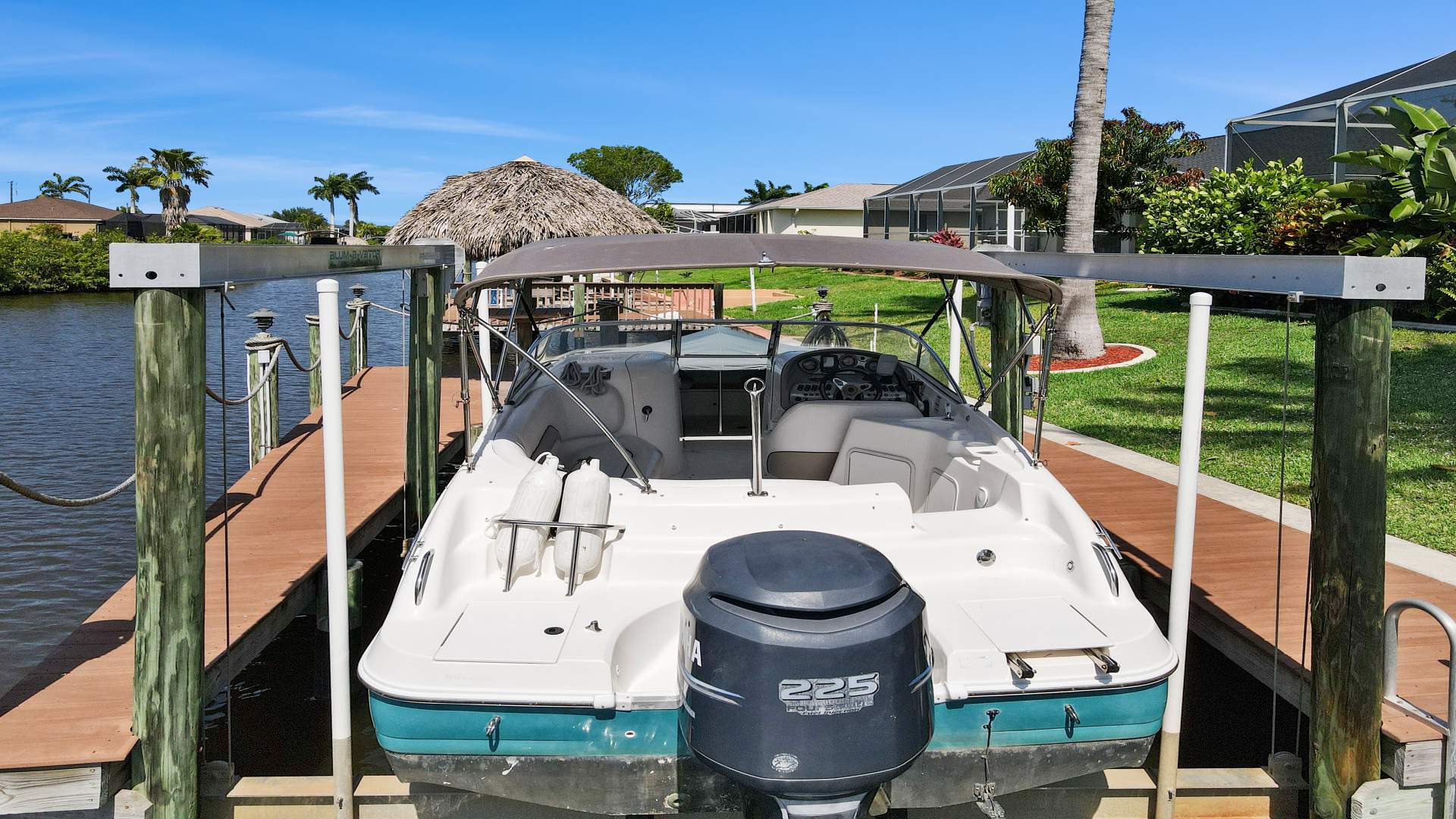 Hurricane Sundeck 237 Deck Boat boat rental in Cape Coral