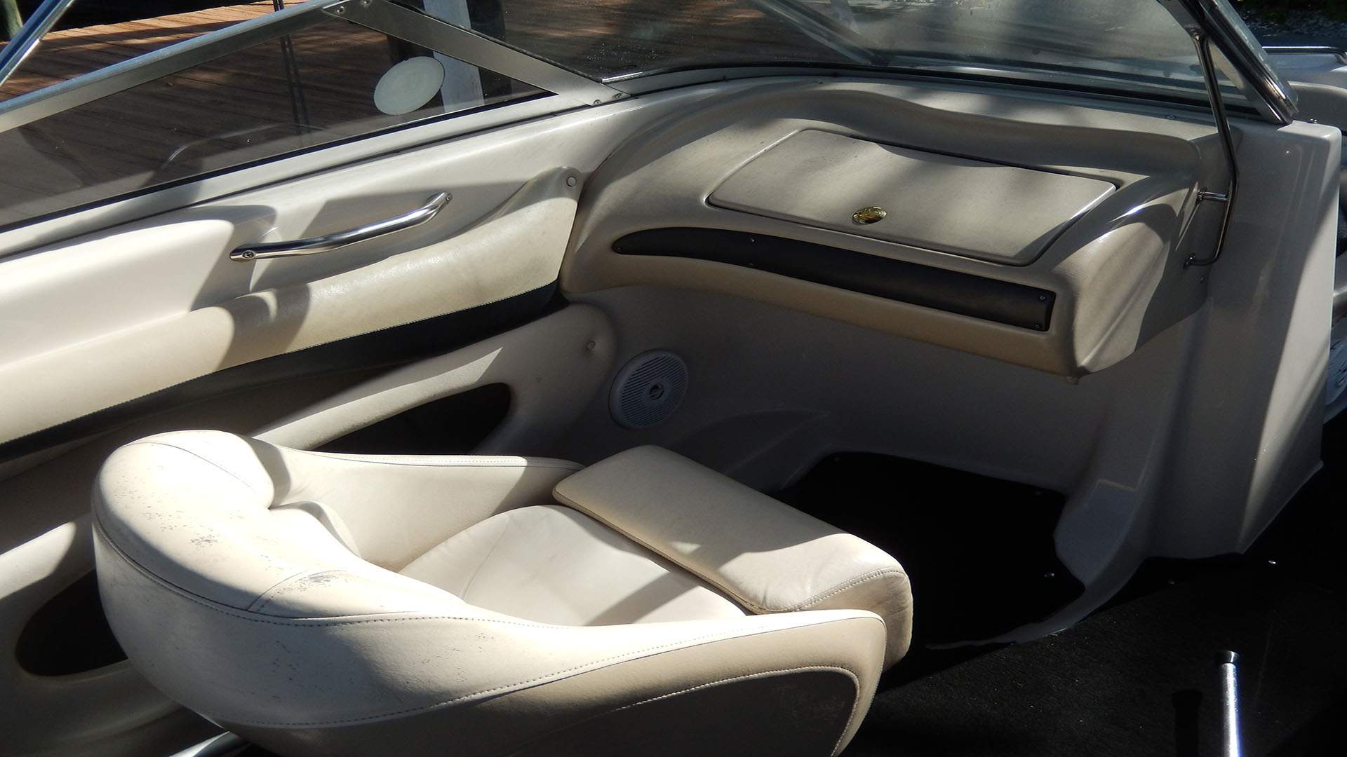 Glastron GX 235 Bowrider boat rental in Cape Coral