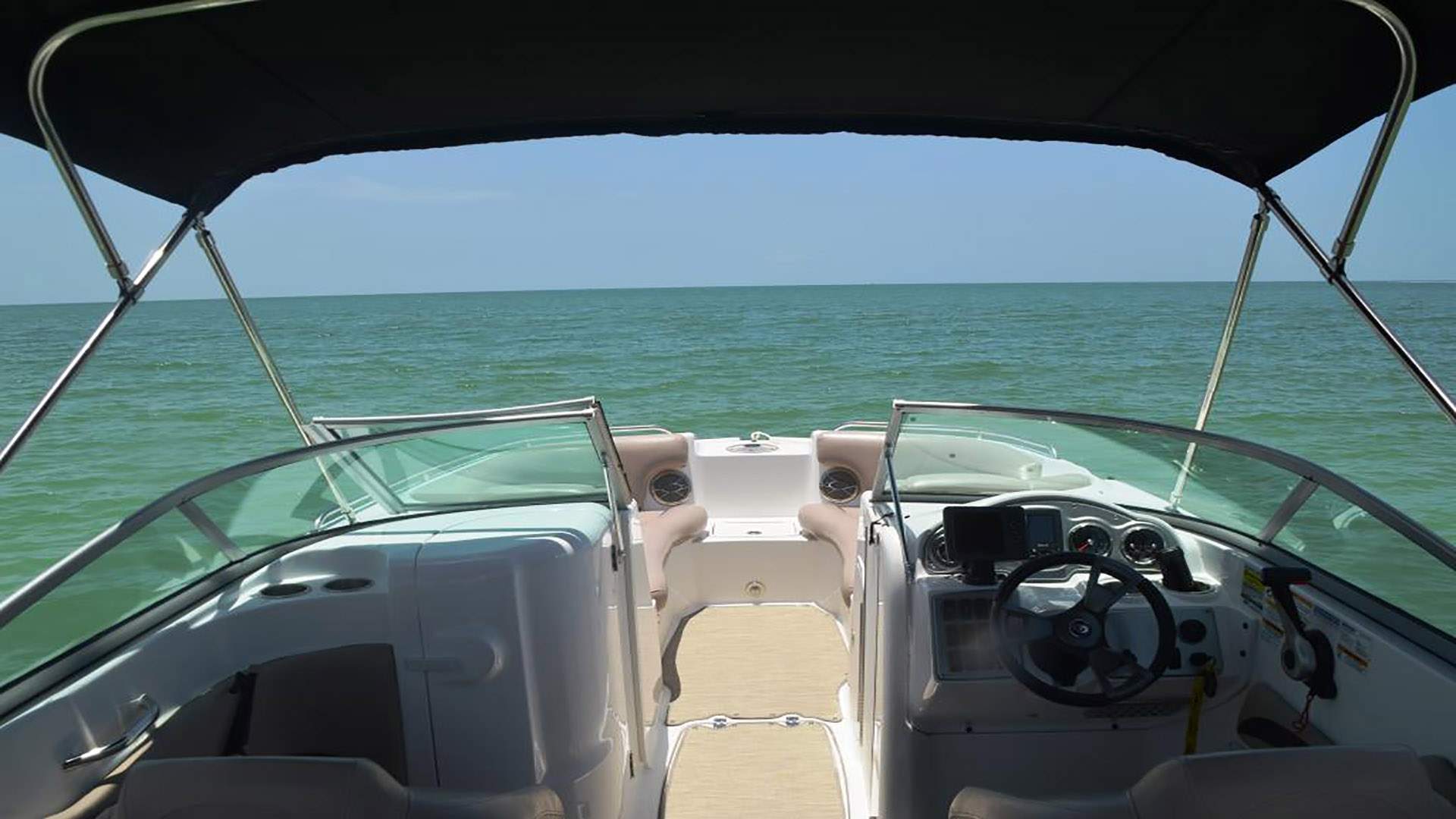 Hurricane Sundeck 2200 Deck Boat boat rental in Cape Coral